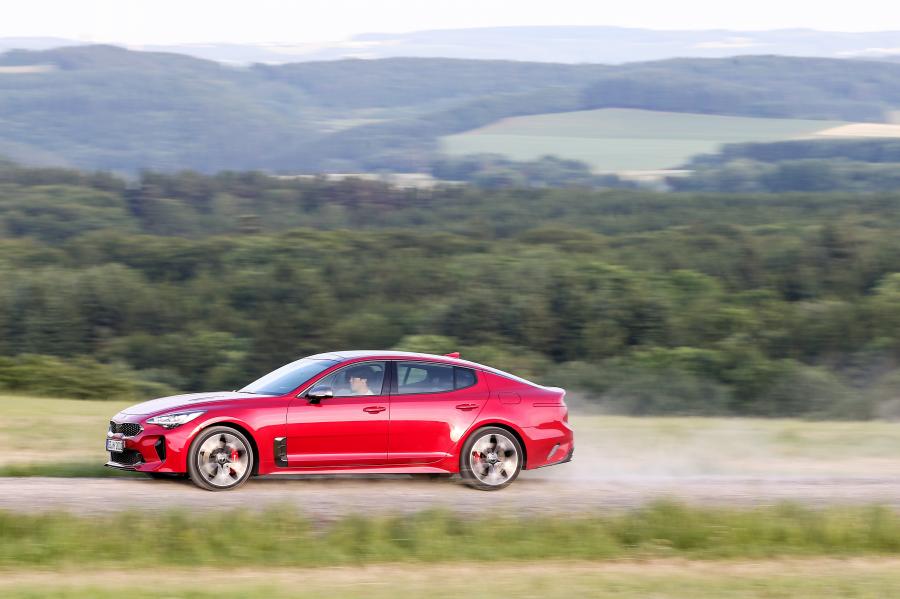 Kia Stinger GT (CK) 2017 года  (WW) (фото 43 из 106)